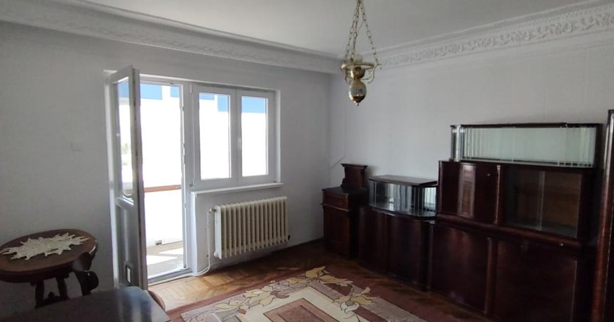 Apartament 2 camere,D, etaj 8 cu lift nou,zona centrala_Liceu Eminescu