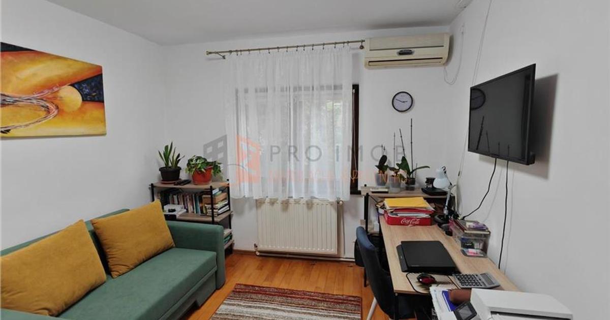Apartament 3 camere cf 1 semidecomandat zona Crang