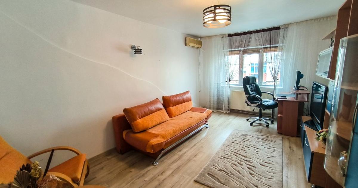 Apartament decomandat cu 3 camere în zona Nord, Călărași