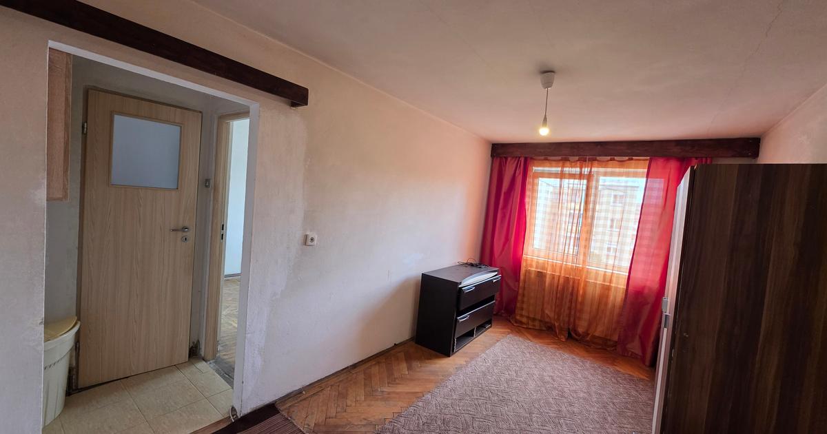 Apartament semidecomandat cu 2 camere în zona Dacia, Deva