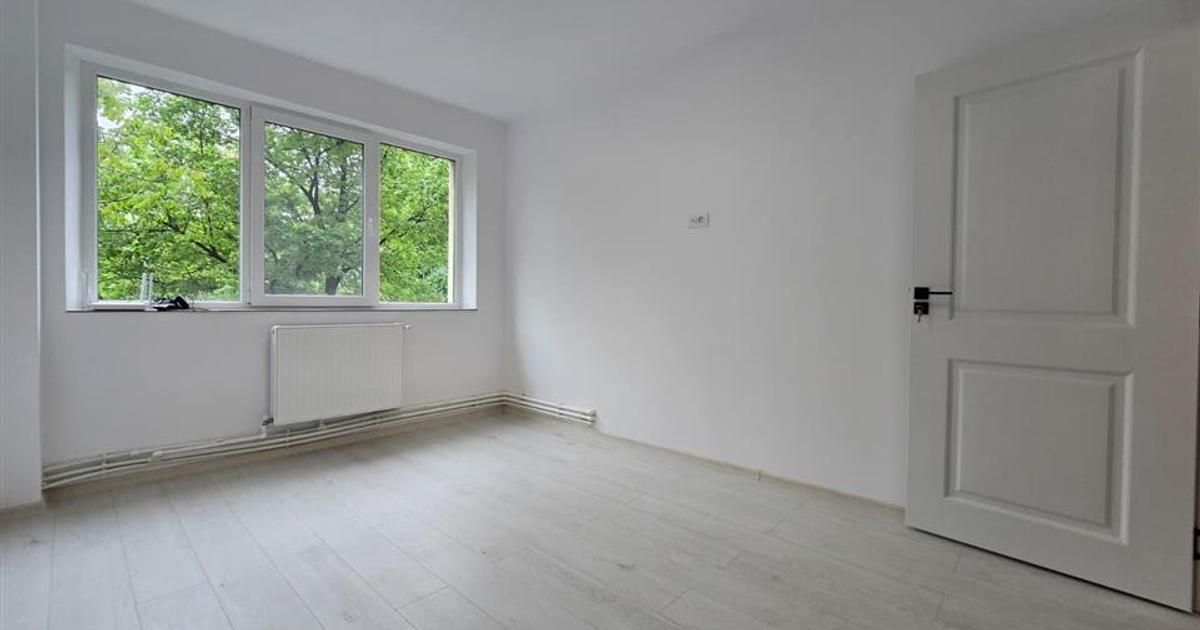 Apartament semidecomandat cu 2 camere în zona Tătărași, Iași