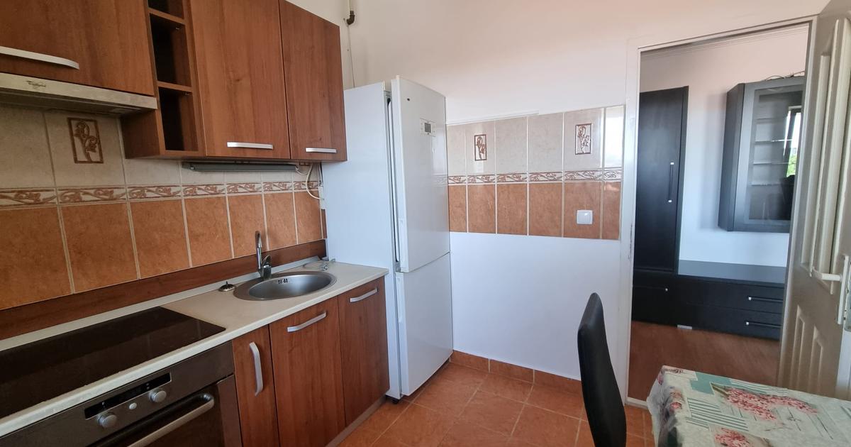 Apartament semidecomandat cu 2 camere în zona 14 Mai, Satu Mare
