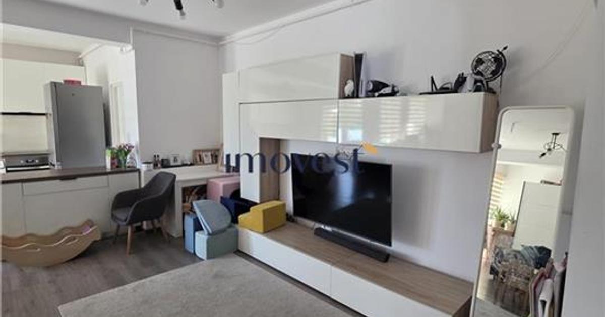 Apartament cu 2 camere + curte generoasă de 168 mp