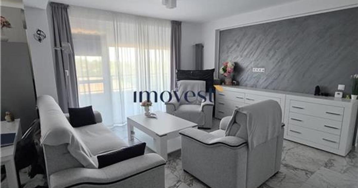 Apartament semidecomandat cu 3 camere în zona Micro 16, Satu Mare
