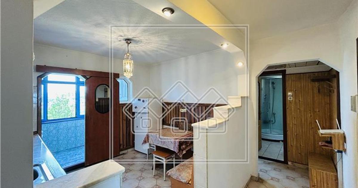Apartament de vanzare in Sibiu - 2 camere, balcon - Etaj 3/4