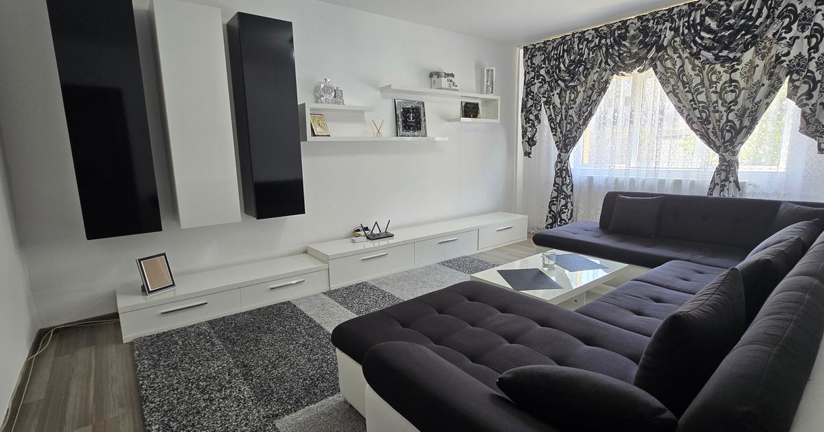 Micro  3 Târgoviște,  vânzare apartament 3camere, Etaj 1