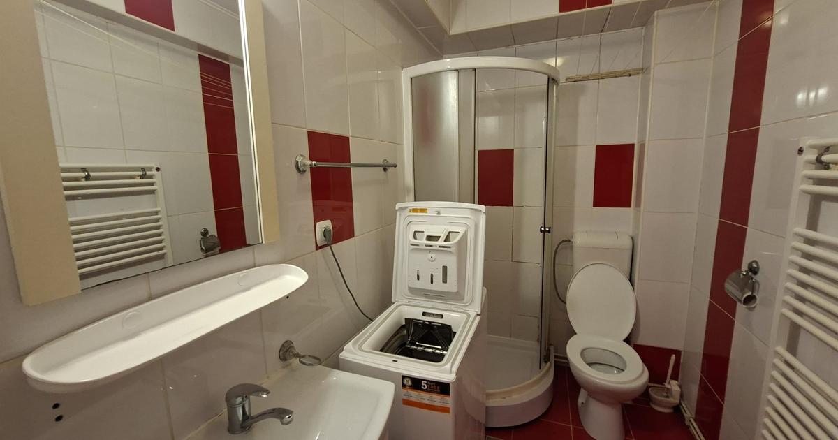 De vanzare apartament 2 cam, Tg. Mures, 7 Noiembrie Zona UMF