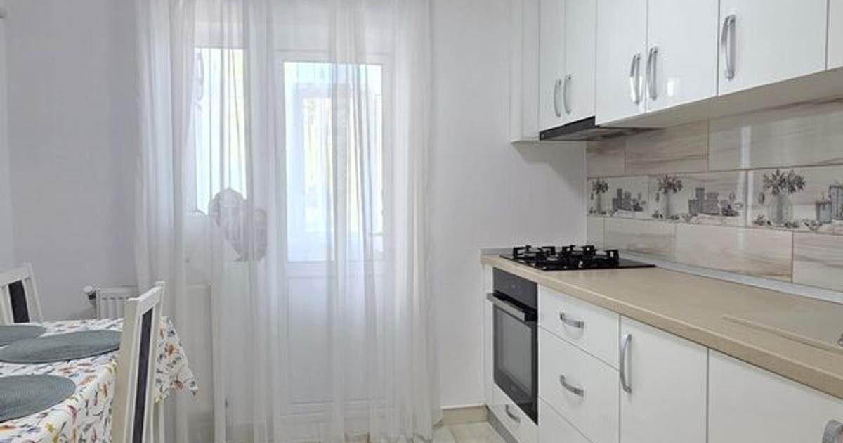 Apartament cu 2 camere, ETAJ 2, mobilat și utilat, VASLUI - zona CRUCEA GĂRII;