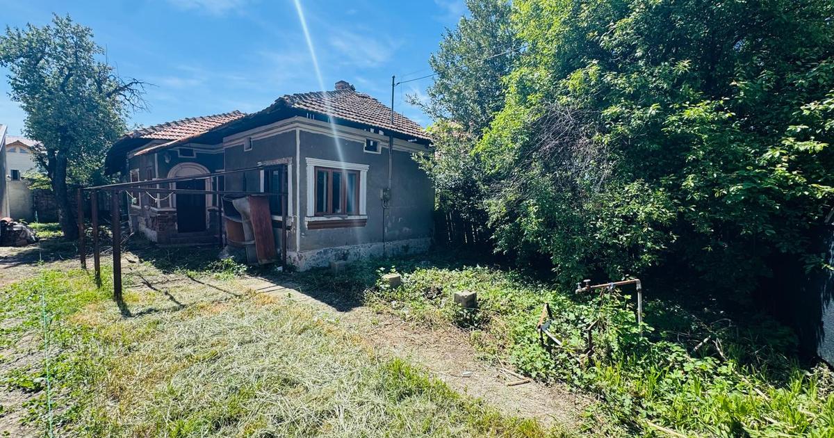 Casă demolabilă + teren 220 mp | Zonă foarte bună - Exclusivitate RED LINE IMOBI