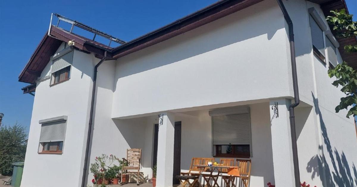 Casa de vacanta P+M,anexa de exploatatatie agricola