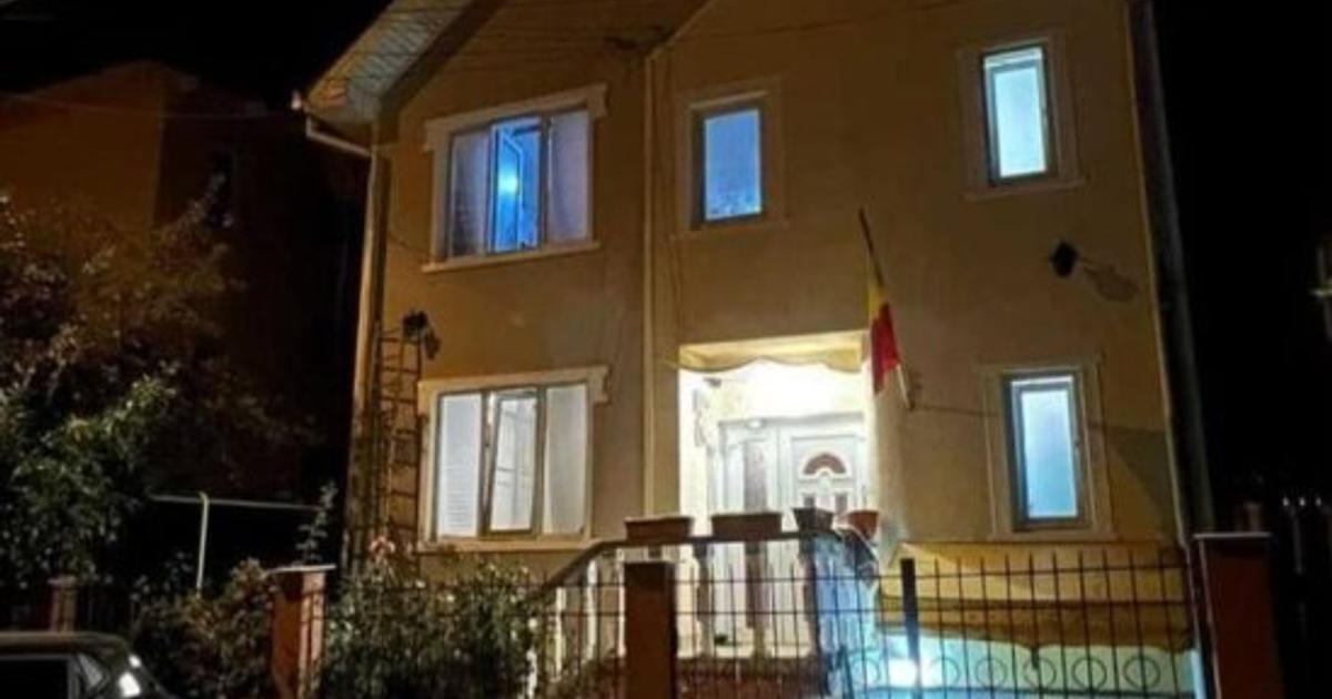 Chirie  Casa  Alba Iulia Cetate  6 incaperi, 4  bai