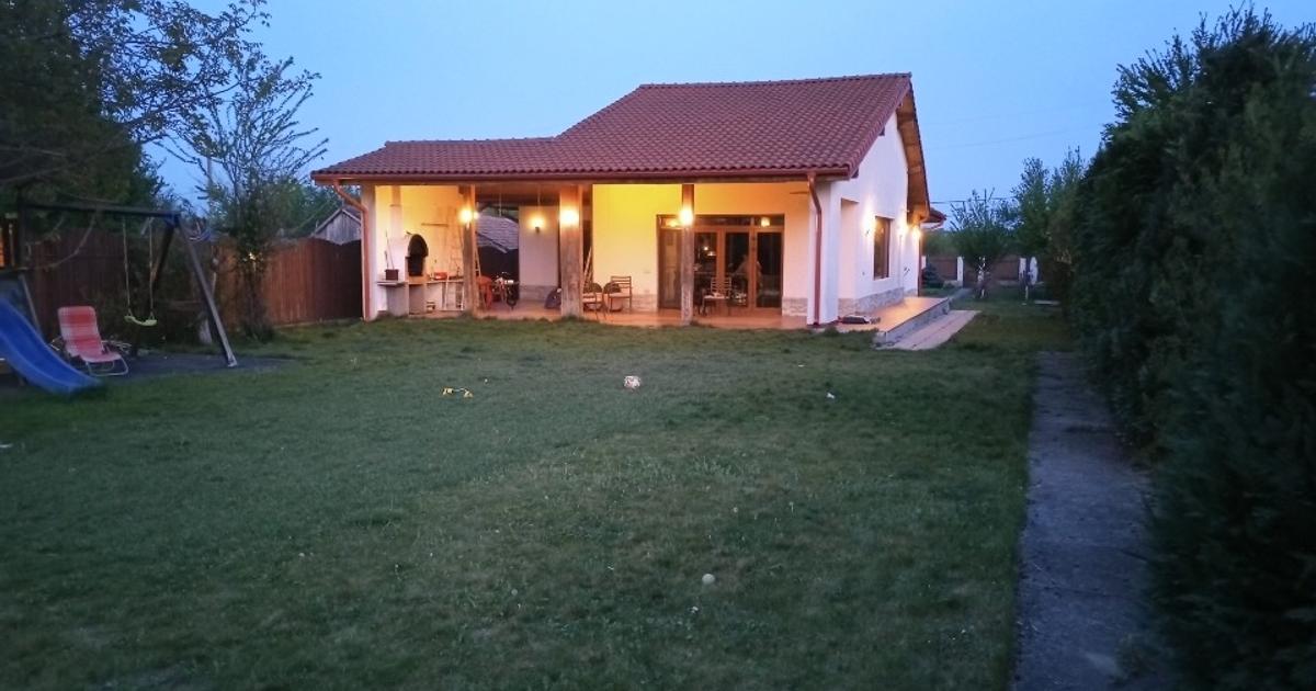 Inchiriez Snagov  casa 4 camere langa padure si aproape de lac