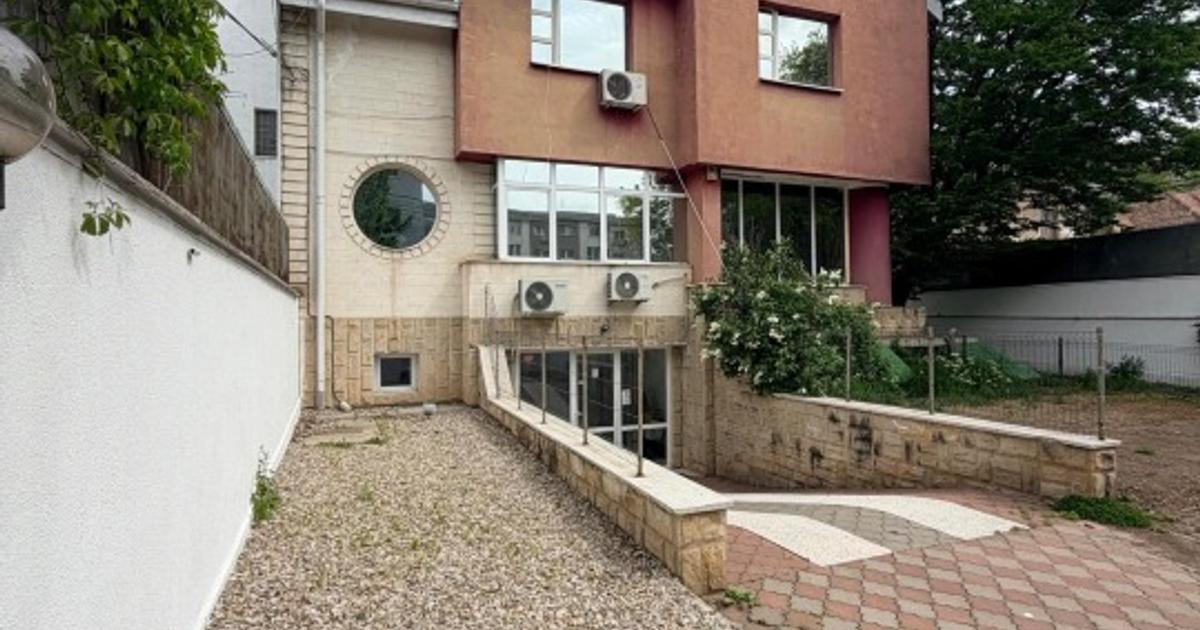 Direct proprietar Vila Baneasa – Aerogarii 500 metri metrou M6 / aeroport
