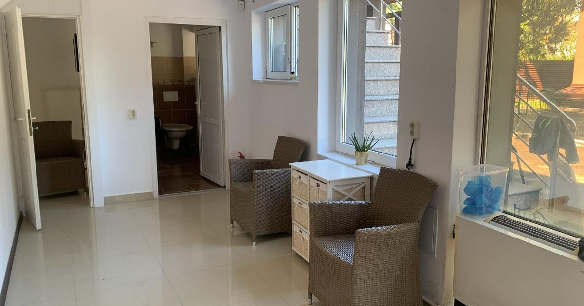Vila 25 camere 1500 mp utili, 1900 teren, 10 parcari