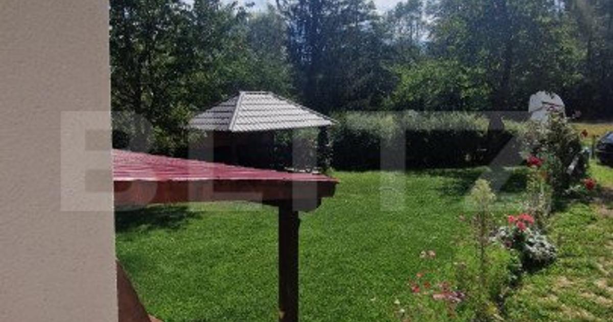 Casă individuală 115 mp cu 4 camere în Bran