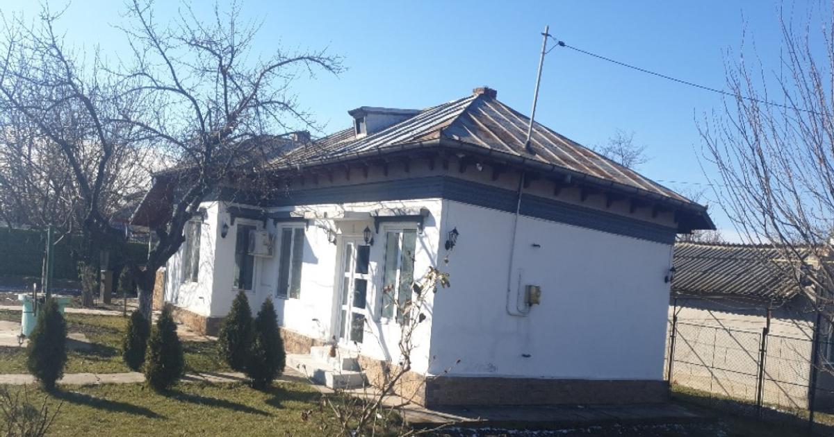 Casă individuală 75 mp cu 3 camere în Manasia preț 243.032 RON