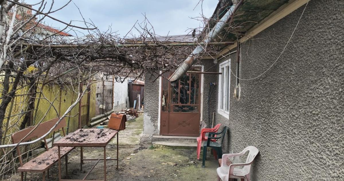 Casă 3 cam + Teren = 241 metri pătrați de oportunități în centrul Ploieștiului