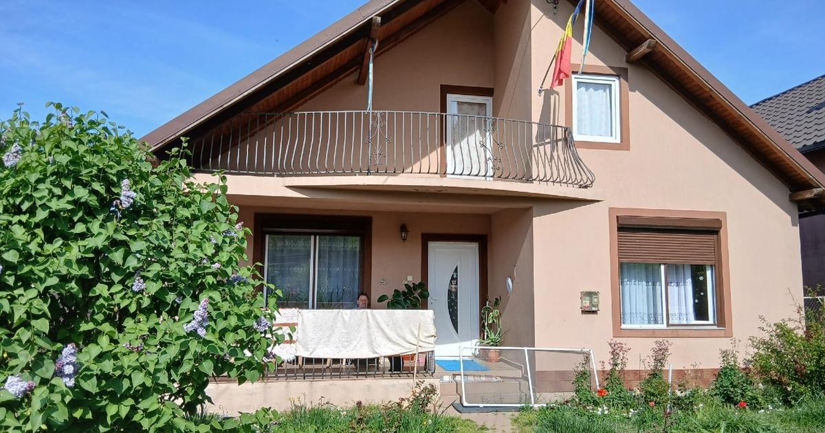 Casă individuală 110 mp cu 3 camere în Racșa-Vii