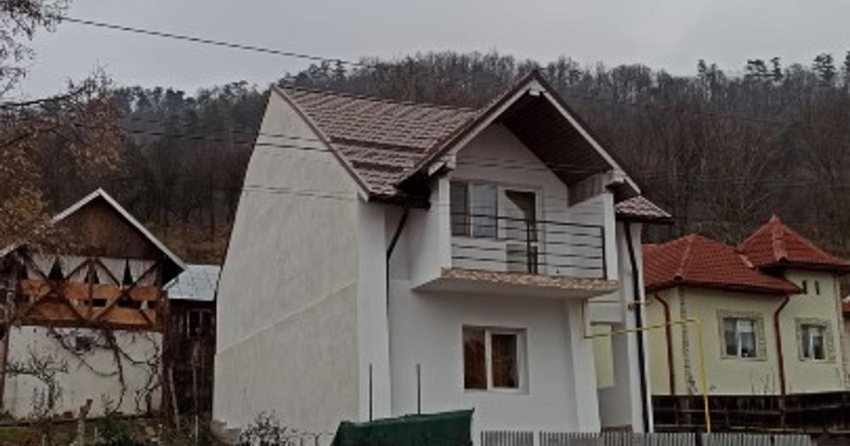 Casă individuală 209 mp cu 4 camere în zona Central, Râmnicu Vâlcea