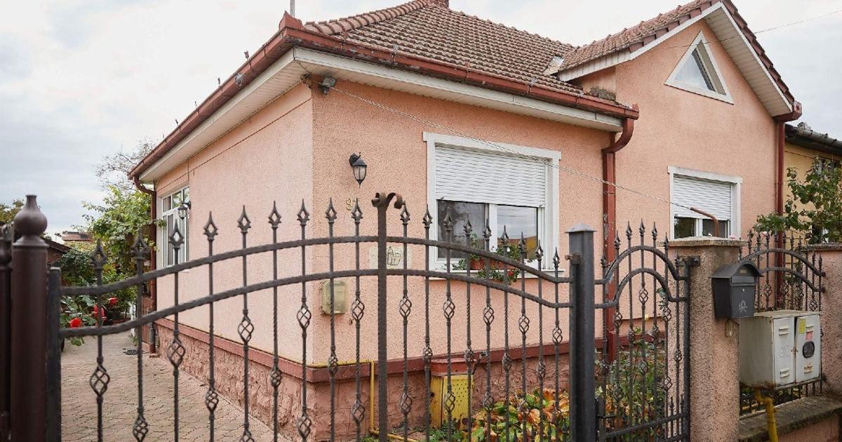 Casă individuală 70 mp cu 2 camere în zona Careiului, Satu Mare