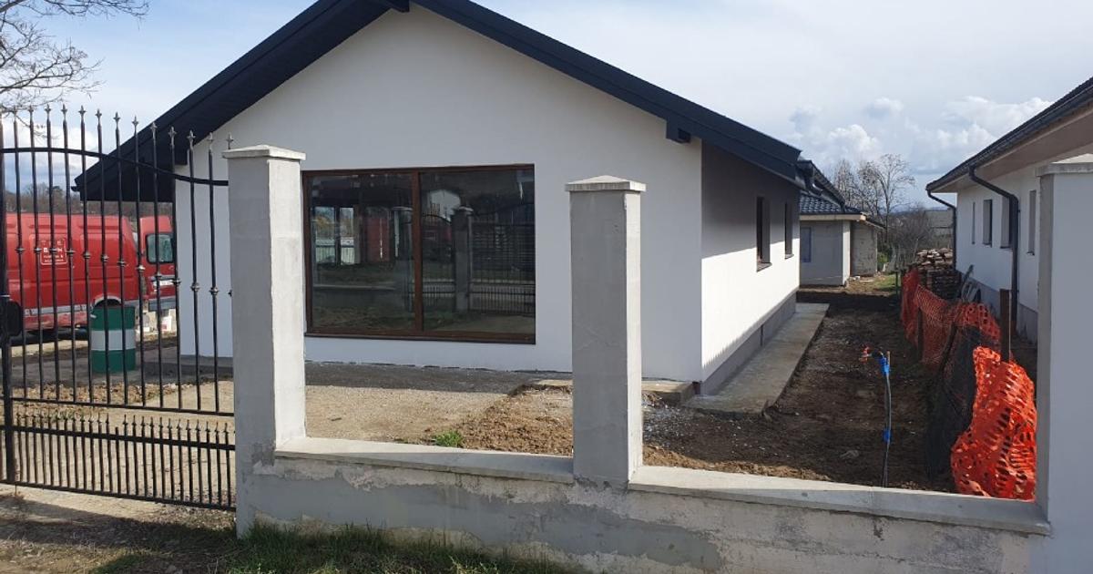 Vând casă nouă structură de lemn, in Tautii Magheraus, Maramures