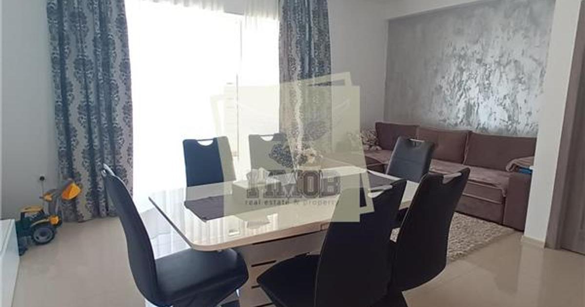 Casa cu 3 camere 3 balcoane si parcare privata in Selimbar