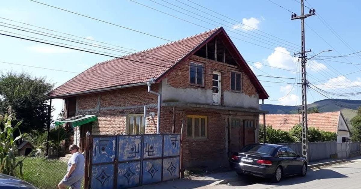Duplex 250 mp cu 5 camere în Izvoarele (Blaj)