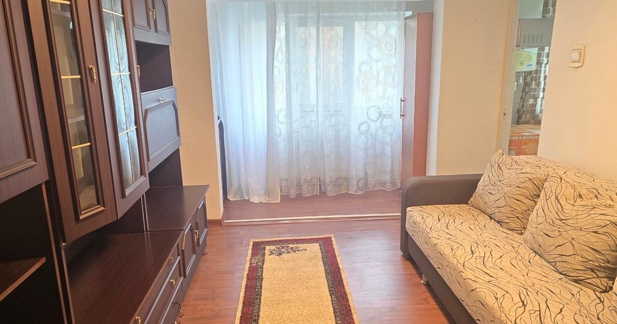 Inchiriez garsoniera in Deva, zona Eminescu (Bejan), etaj 3, mobilata