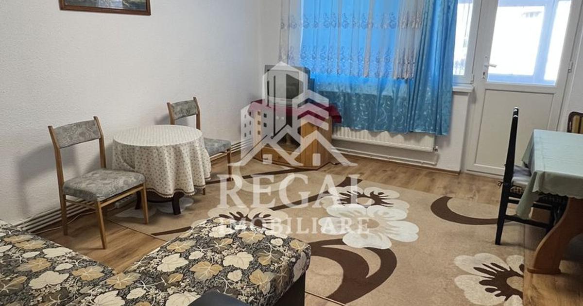 Garsonieră decomandată în Hunedoara