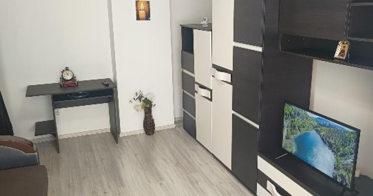 Garsonieră decomandată în zona Micro 19, Galați