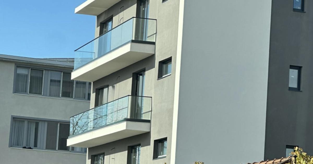 SPAȚIU COMERCIAL DE ÎNCHIRIAT 85 MP - ALBA IULIA - ZONA AMPOI III - ULTRA VITRAT