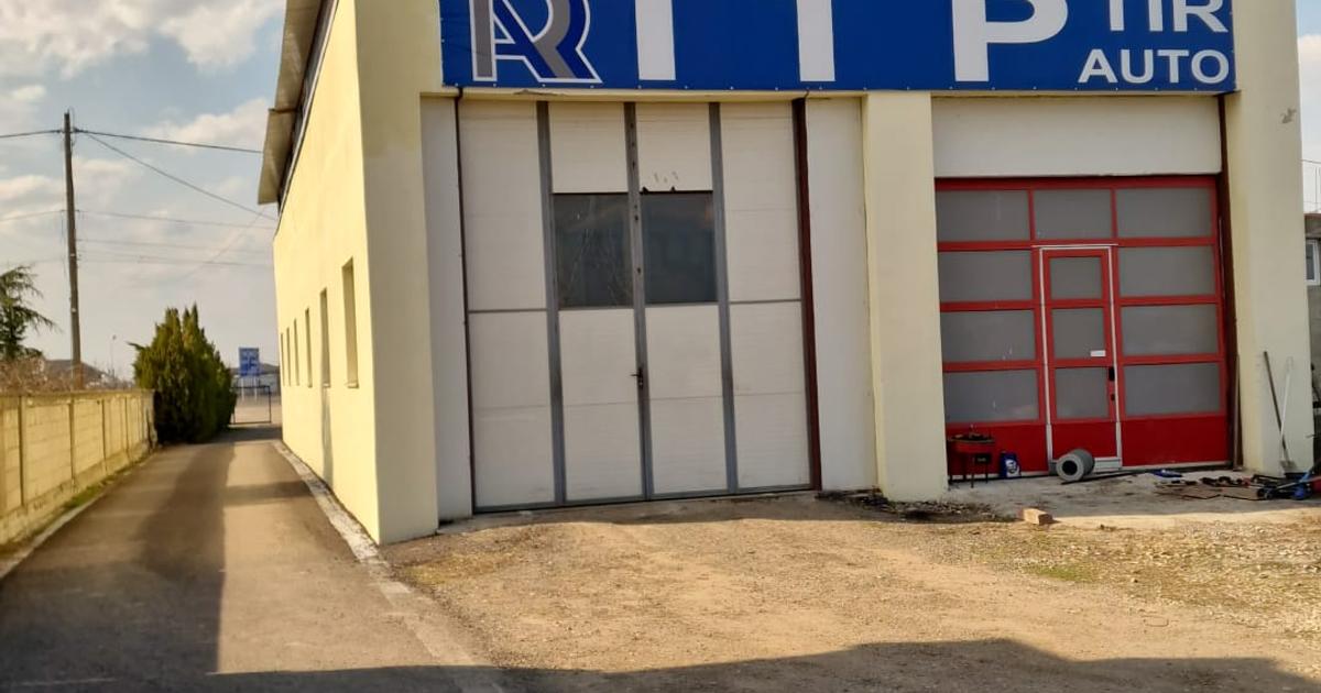 Spațiu comercial 320 mp în Mihăilești
