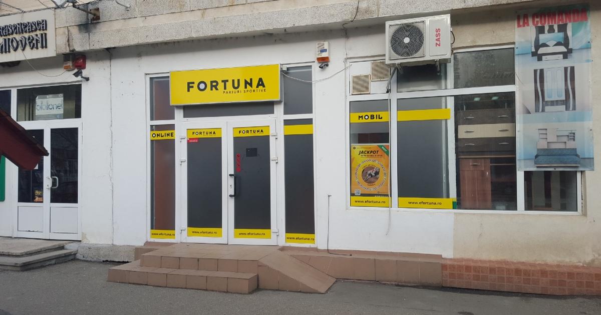 Spațiu comercial 65 mp în Mioveni