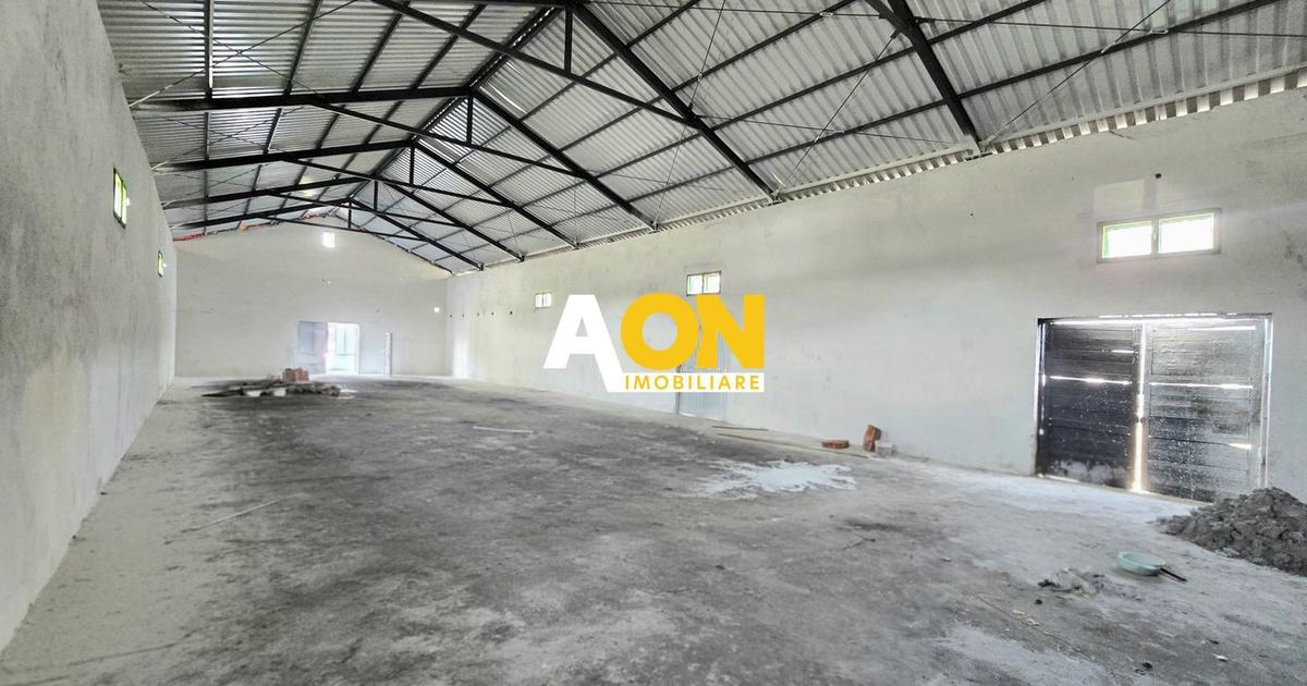 Spațiu Industrial de Închiriat, 280mp, Zona Carolina Mall