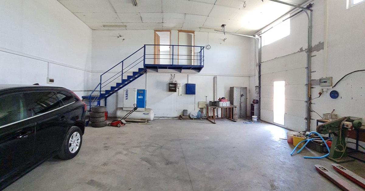 Spațiu industrial 300 mp în zona Depozitelor, Deva
