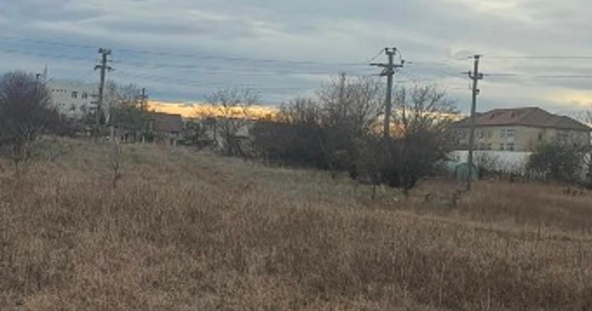 Teren agricol intravilan de 2613 mp, în Caracal