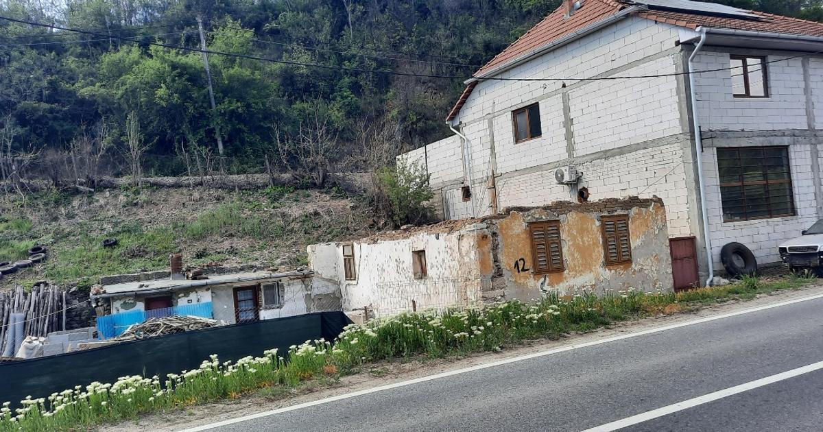 Teren Construcții intravilan de 545 mp, în Bozovici