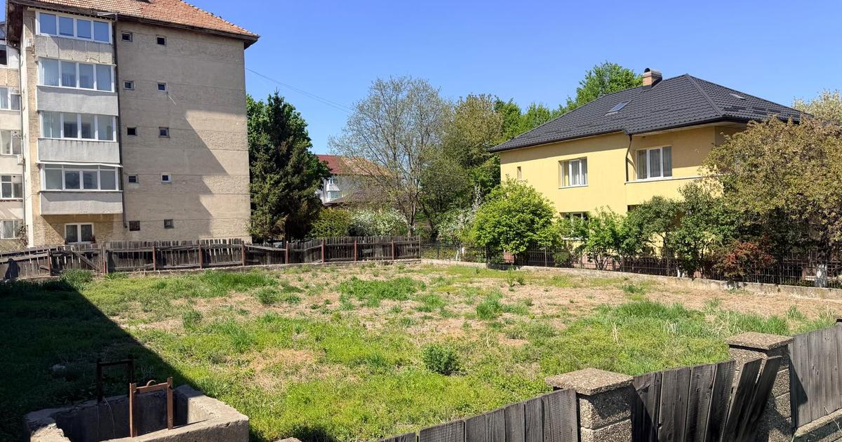 Teren cu autorizatie de constructie Clinica Stomatologica