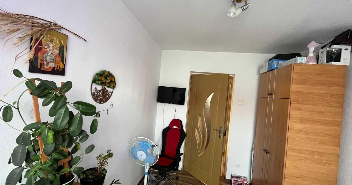 Apartament de inchiriat 2 camere 40 mp utili mobilat utilat Cetate