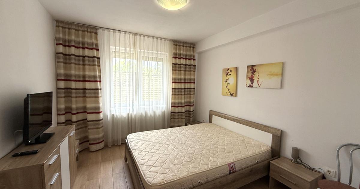 Apartament cu 3 camere de închiriat în zona ORHIDEELOR-CETATE| Curte de 35 mp.