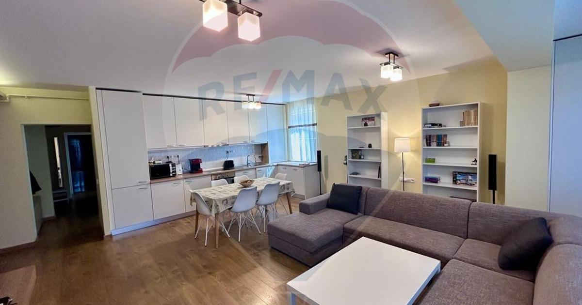 Apartament deosebit cu curte interioara privata – Zonă Premium