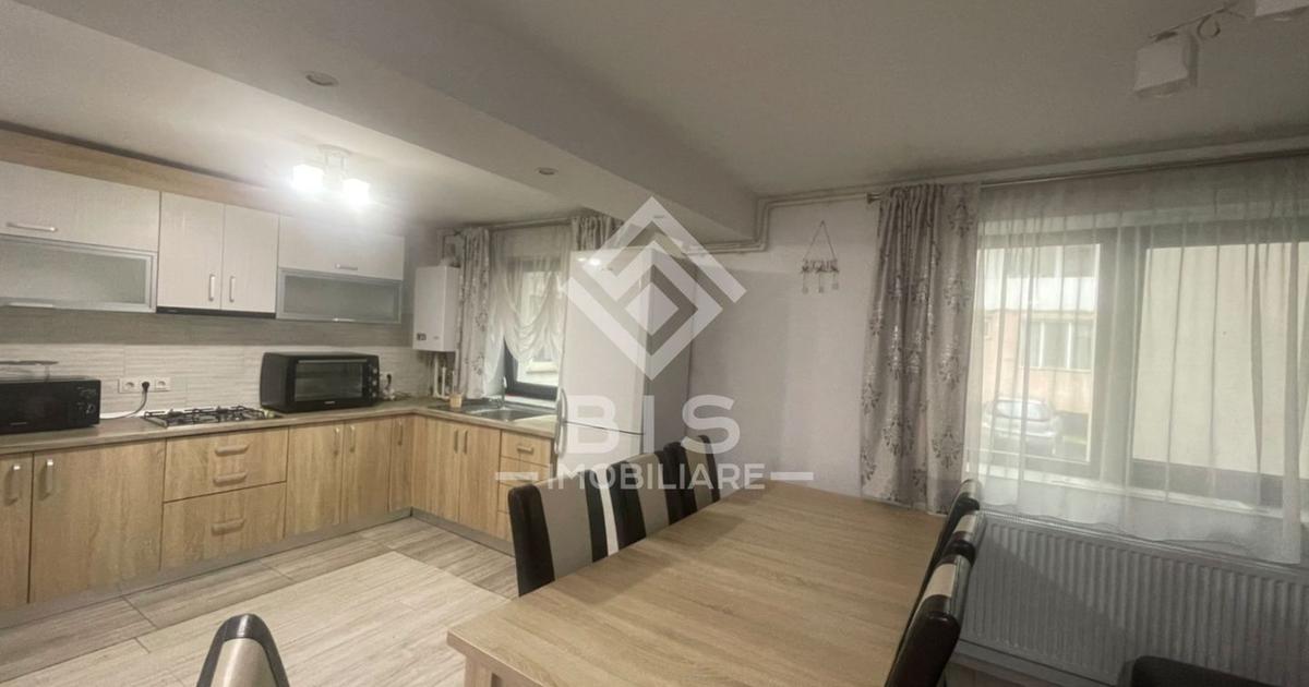 Apartament decomandat cu 5 camere în zona Calea Moldovei, Bistrița