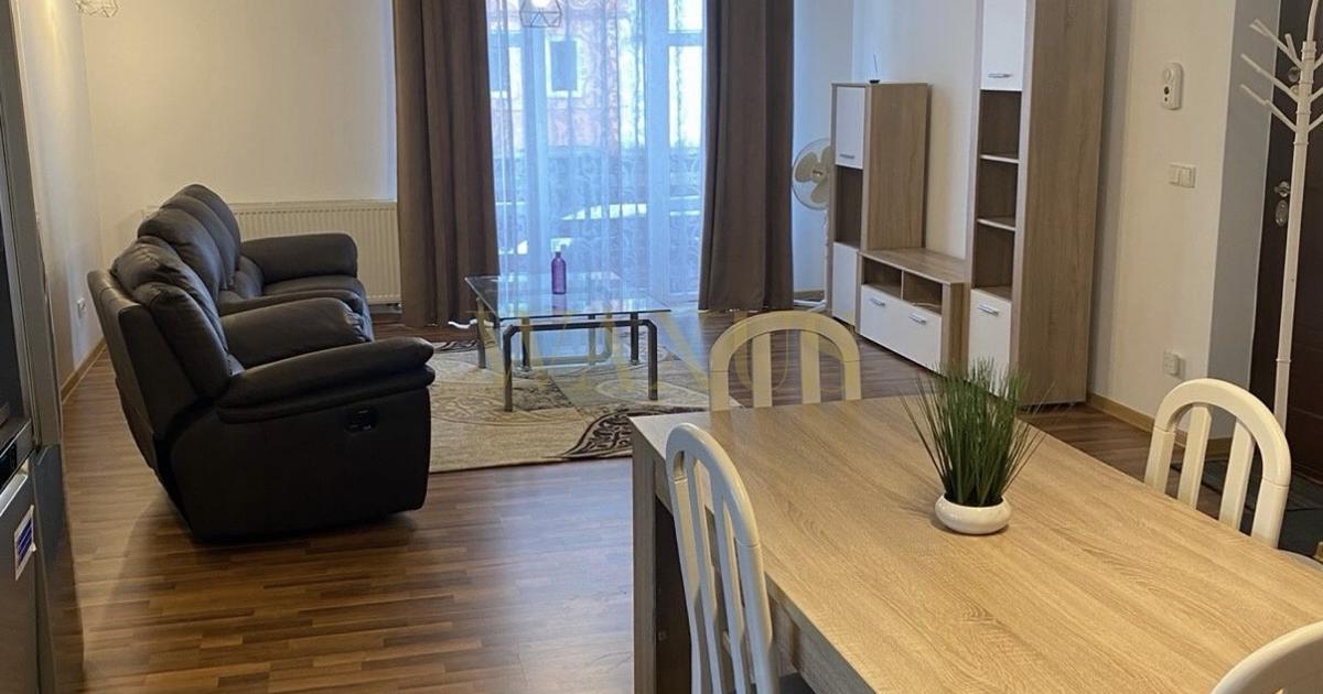 Apartament 3 camere, decomandat, etaj 1, zona Nord