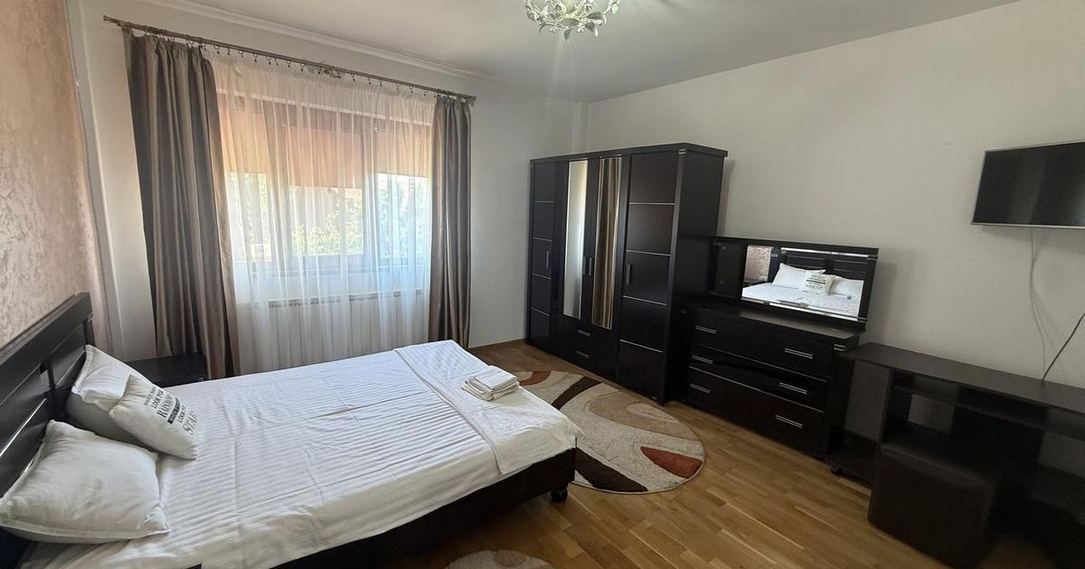 De închiriat apartament 3 camere 85 mp + terasa etaj 1