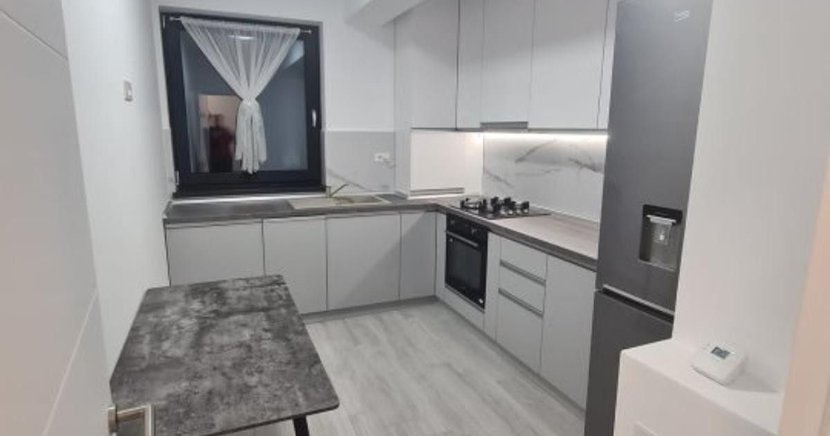 Inchiriez apartament 2 camere(ZONA CORESI) confortabil mobilat si utilat