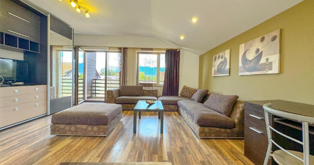 Ap 2 camere | Parcare privata | Vedere munti | privat fara comisioane