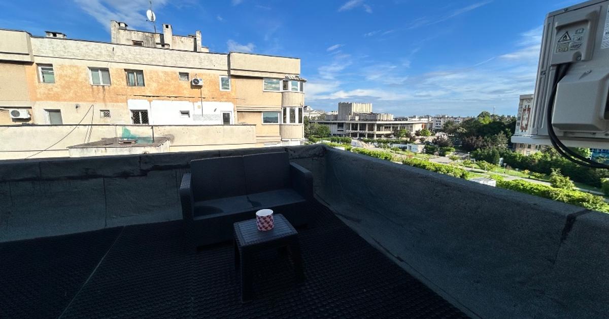 Apartament semidecomandat cu 2 camere în zona Central, Craiova