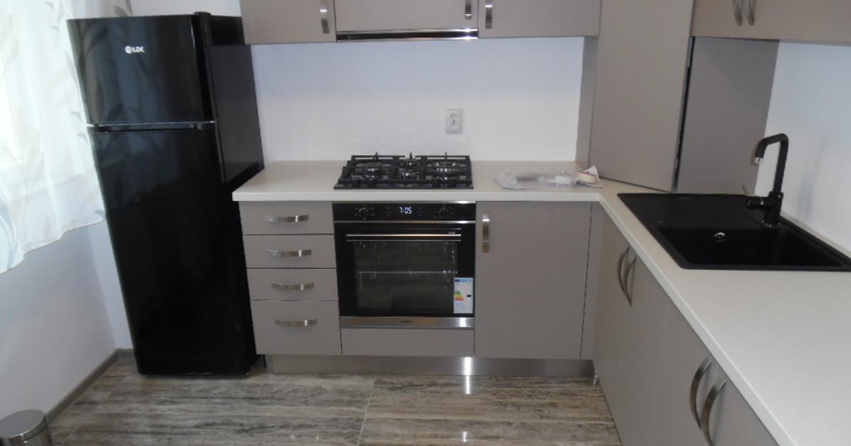 Inchiriez apartament 2 camere in Deva, ultracentral (I. Maniu, Magnoliei), et 2