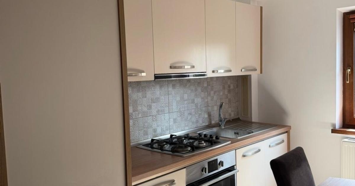 Apartament cu 2 camere, decomandat, zona Gară/Arcu