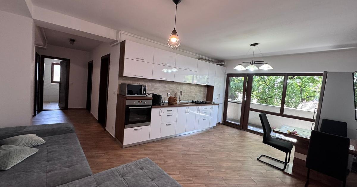 Apartament 3 camere de închiriat central, strada T. Vladimirescu-AP1519